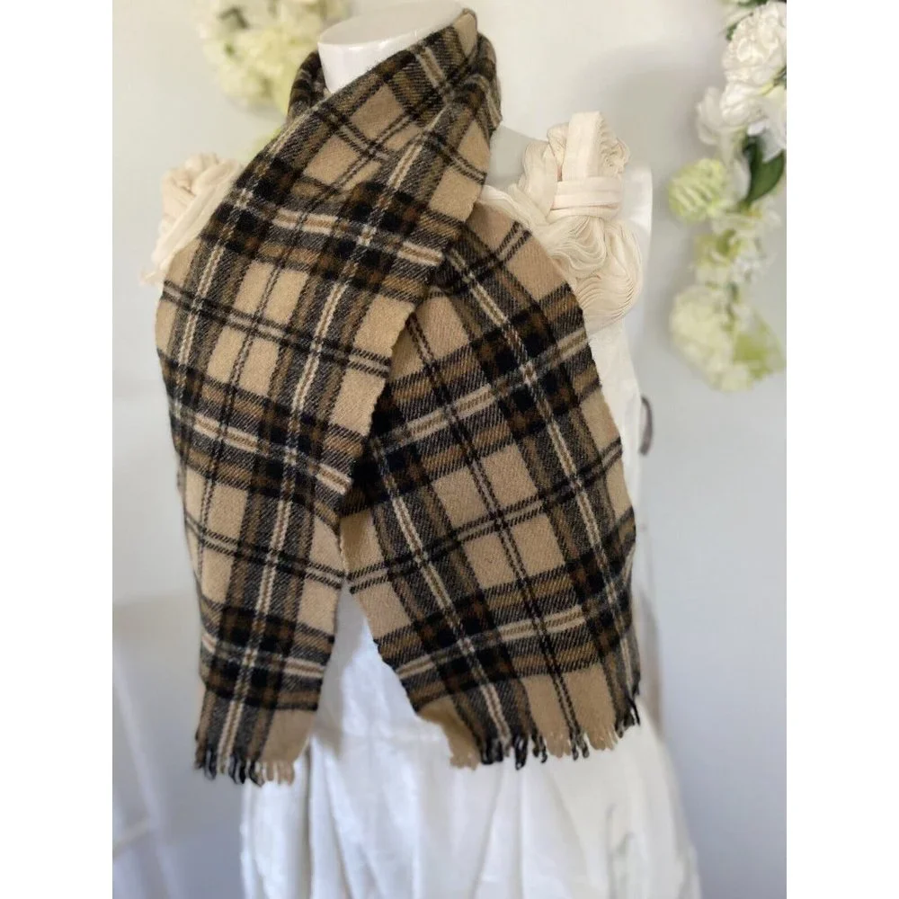 The Woollen Mill Of Princes St Edinburgh Lambswool Scarf Pure New Wool Plaid EUC